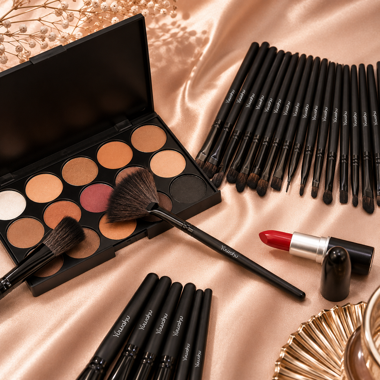 32pcs Facial Eye Shadow Eyeliner Foundation Makeup Brush Set